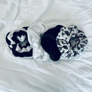 Set of 4 Microfiber towel scrunchies